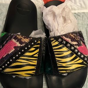 MARC JACOBS BRAND NEW